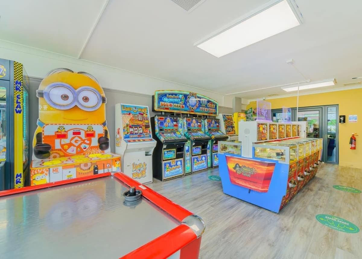 Viewfield Manor Leisure Park Hotel Springside Bagian luar foto